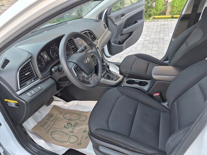 Hyundai Elantra 2018, 139,000 km - 2.0 l - Bakı