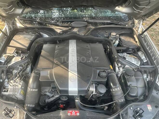 Mercedes E 240 2003, 205,000 km - 2.6 l - Bakı