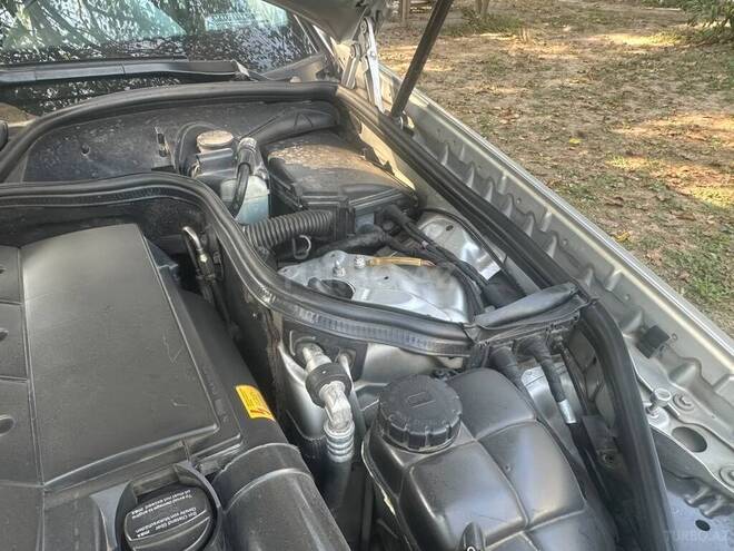 Mercedes E 240 2003, 205,000 km - 2.6 l - Bakı