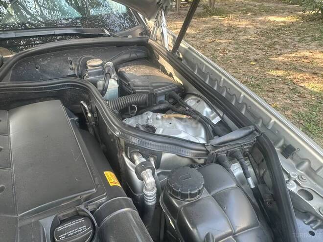Mercedes E 240 2003, 205,000 km - 2.6 l - Bakı