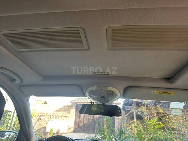 Mercedes E 240 2003, 205,000 km - 2.6 l - Bakı
