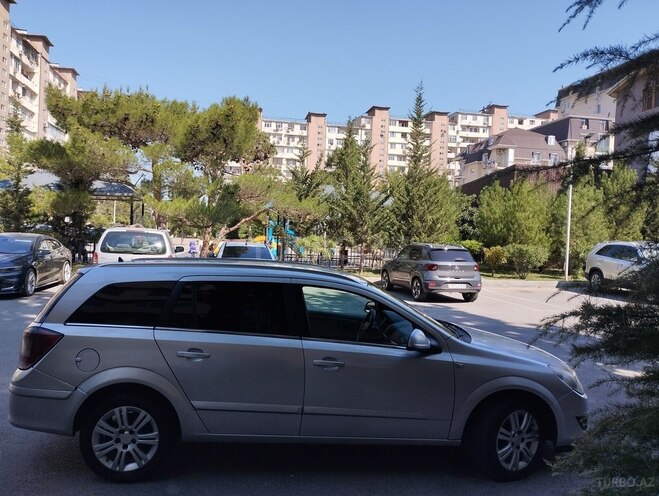 Opel Astra 2010, 364,000 km - 1.3 l - Bakı