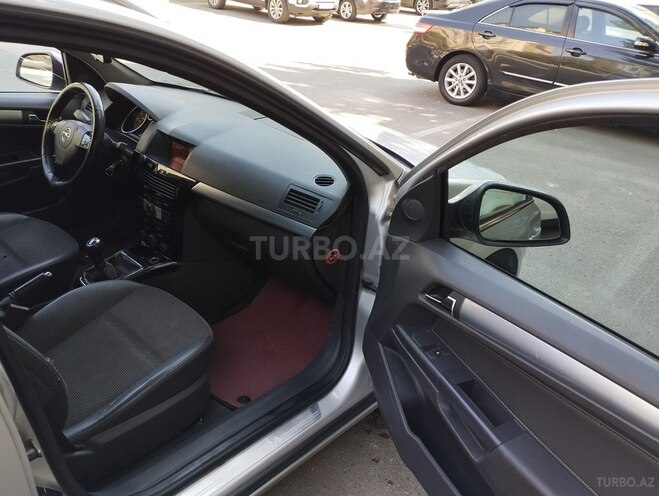 Opel Astra 2010, 364,000 km - 1.3 l - Bakı