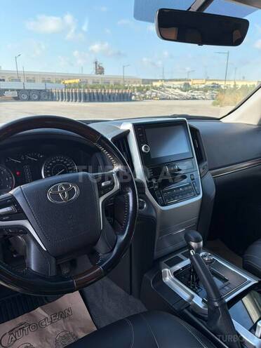 Toyota Land Cruiser 2018, 99,000 km - 4.0 l - Bakı