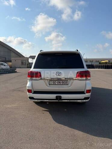 Toyota Land Cruiser 2018, 99,000 km - 4.0 l - Bakı