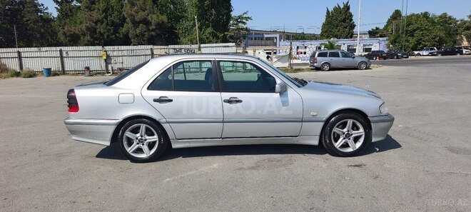 Mercedes C 220 1999, 663,085 km - 2.2 l - Bakı