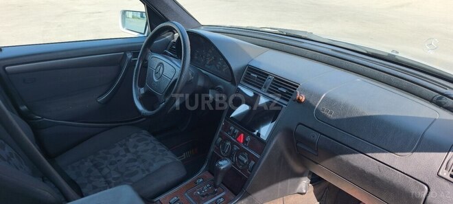 Mercedes C 220 1999, 663,085 km - 2.2 l - Bakı