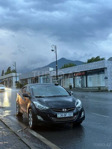 Hyundai Elantra 2013, 202,000 km - 1.8 l - Qəbələ