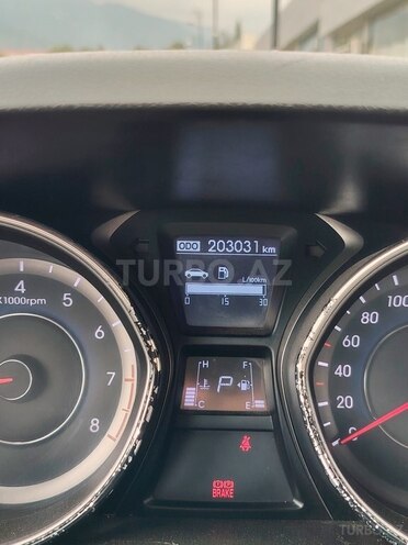 Hyundai Elantra 2013, 202,000 km - 1.8 l - Qəbələ