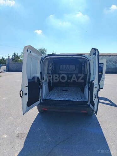 Fiat Doblo 2022, 295,000 km - 1.4 l - Bakı