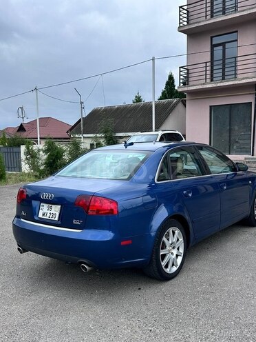 Audi A4 2005, 250,000 km - 2.0 l - Bakı