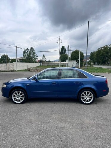 Audi A4 2005, 250,000 km - 2.0 l - Bakı