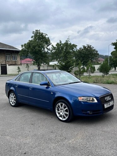 Audi A4 2005, 250,000 km - 2.0 l - Bakı