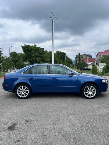 Audi A4 2005, 250,000 km - 2.0 l - Bakı