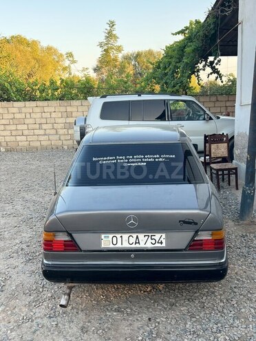 Mercedes 190 1990, 350,000 km - 2.0 l - Salyan