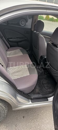 Nissan Sunny 2004, 245,000 km - 1.6 л - Bakı