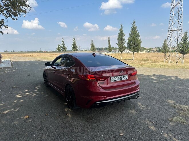 Hyundai Elantra 2016, 212,000 km - 1.6 l - Tovuz
