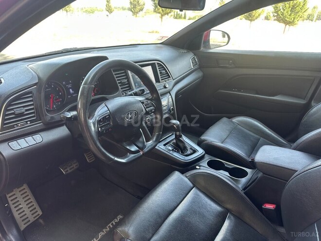 Hyundai Elantra 2016, 212,000 km - 1.6 l - Tovuz