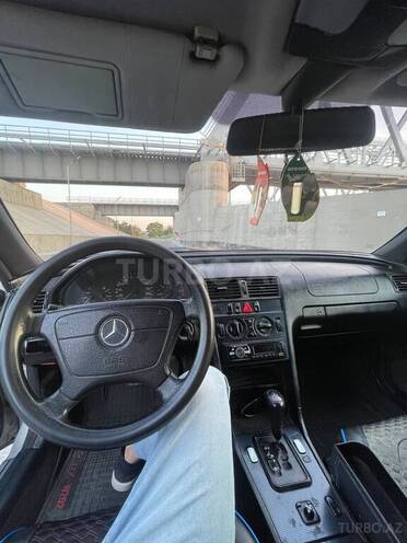 Mercedes C 220 1999, 433,079 km - 2.2 l - Şirvan