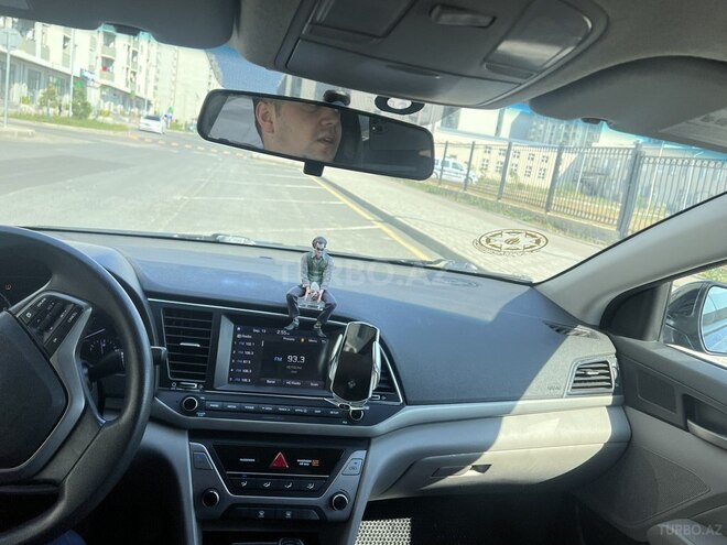 Hyundai Elantra 2017, 275,198 km - 2.0 l - Bakı