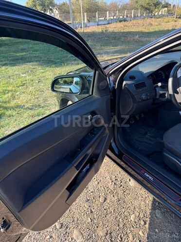 Opel Astra 2009, 320,000 km - 1.4 l - Quba