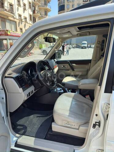 Mitsubishi Pajero 2007, 250,000 km - 3.0 l - Bakı