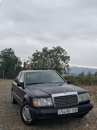 Mercedes 200 E 1992, 549,292 km - 2.0 л - Quba
