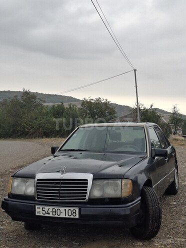 Mercedes 200 E 1992, 549,292 km - 2.0 л - Quba