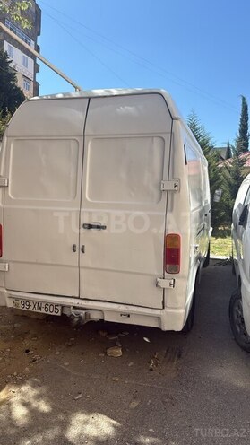 Mercedes 208 D 1998, 350,000 km - 2.9 l - Bakı