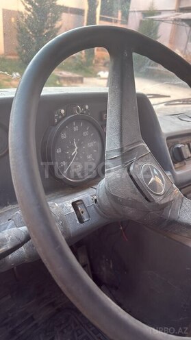 Mercedes 208 D 1998, 350,000 km - 2.9 l - Bakı