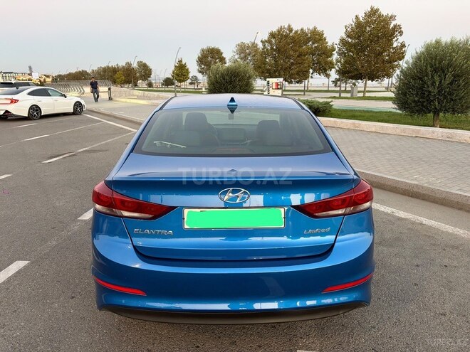 Hyundai Elantra 2016, 193,989 km - 2.0 л - Bakı