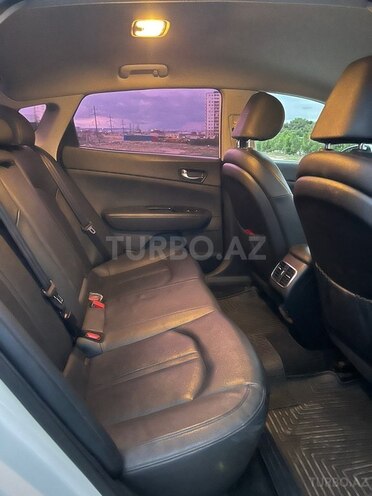 Kia K5 2016, 240,000 km - 2.0 л - Bakı