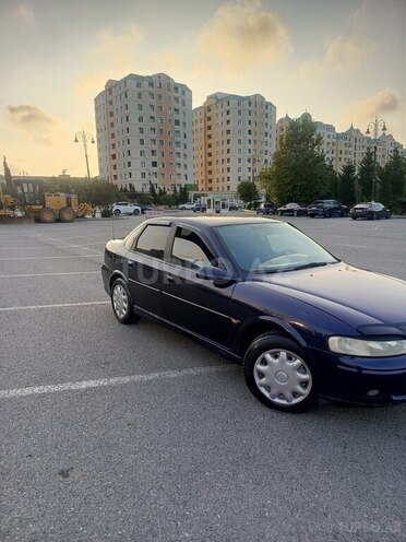 Opel Vectra 1999, 332,850 km - 1.8 l - Sumqayıt