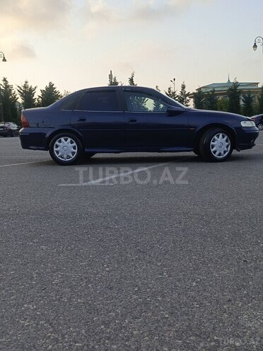 Opel Vectra 1999, 332,850 km - 1.8 l - Sumqayıt