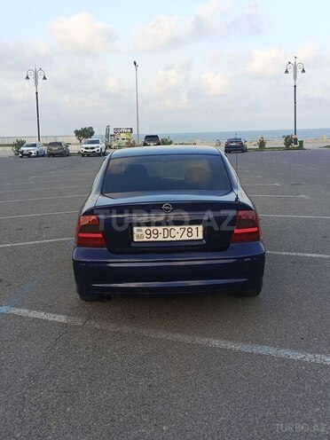 Opel Vectra 1999, 332,850 km - 1.8 l - Sumqayıt
