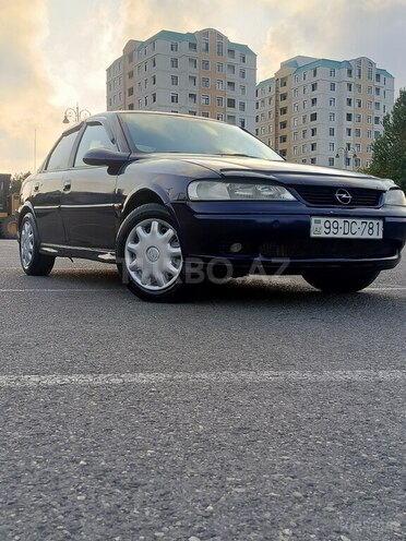 Opel Vectra 1999, 332,850 km - 1.8 l - Sumqayıt