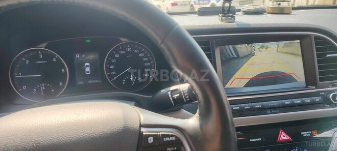 Hyundai Avante 2016, 255,556 km - 1.6 l - Ağcabədi