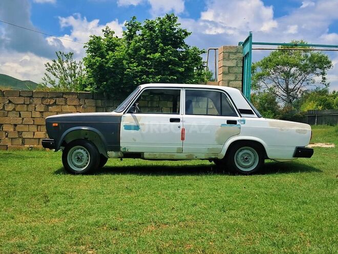LADA (VAZ) 2107 2005, 100,000 km - 1.6 l - Qobustan