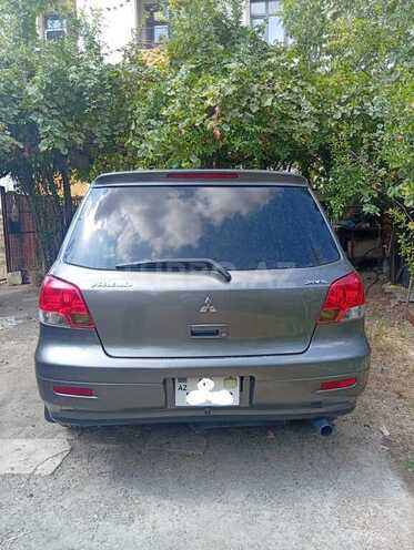 Mitsubishi Airtrek 2001, 458,777 km - 2.4 л - Yevlax