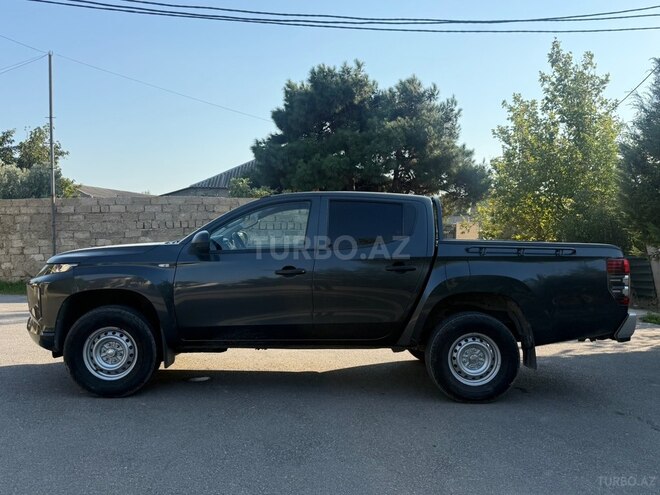 Mitsubishi L200 2023, 70,000 km - 2.4 l - Bakı
