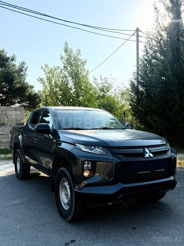 Mitsubishi L200 2023, 70,000 km - 2.4 l - Bakı