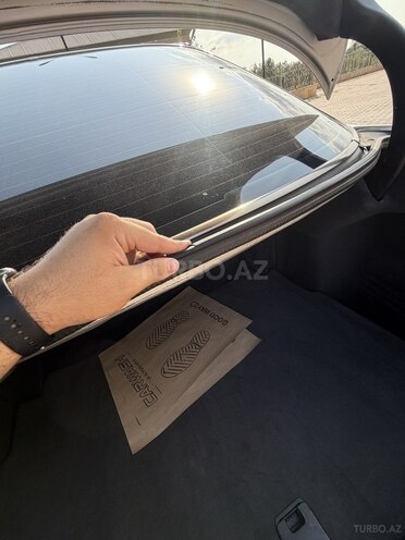 Mercedes E 270 2000, 283,000 km - 2.7 л - Şirvan