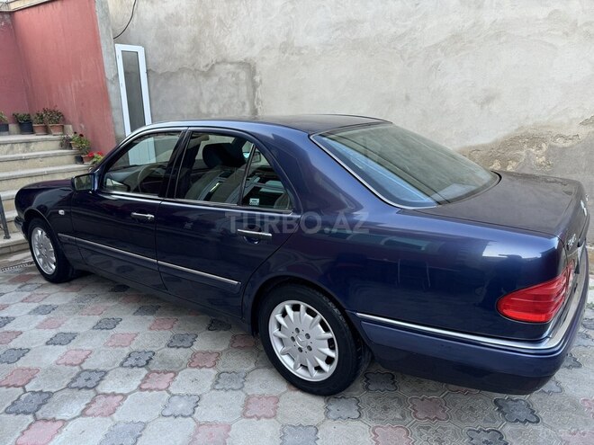Mercedes E 240 1998, 192,000 km - 2.4 l - Bakı