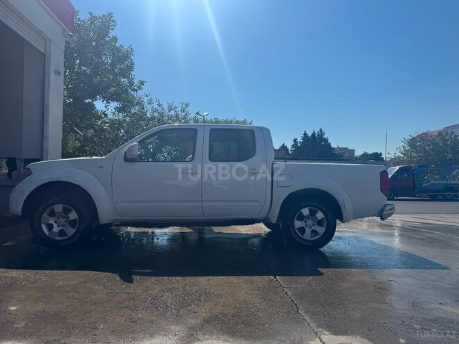Nissan Navara 2013, 405,639 km - 2.5 l - Bakı