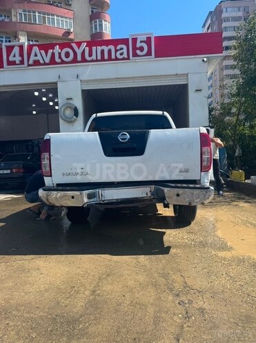 Nissan Navara 2013, 405,639 km - 2.5 l - Bakı