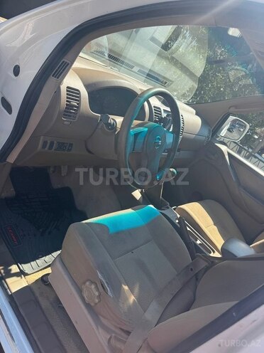 Nissan Navara 2013, 405,639 km - 2.5 l - Bakı