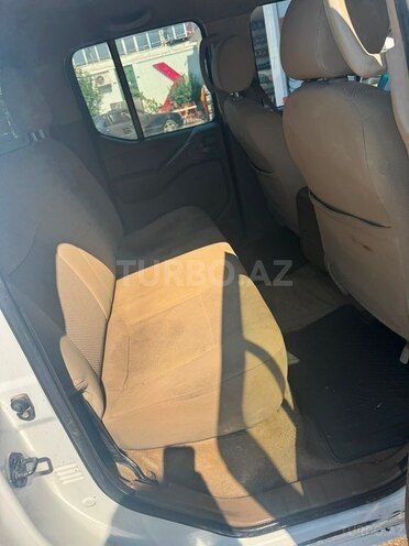 Nissan Navara 2013, 405,639 km - 2.5 l - Bakı