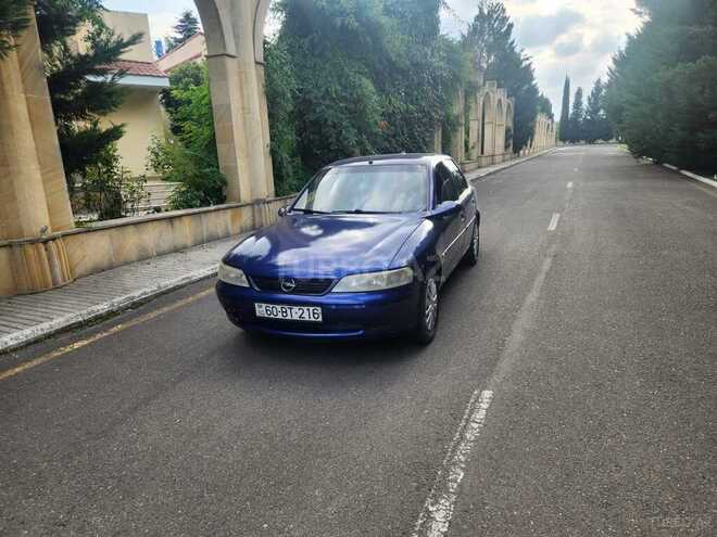Opel Vectra 1996, 350,000 km - 1.6 l - Qazax