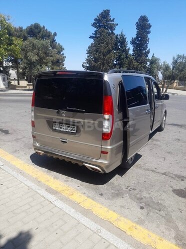 Mercedes Viano 2010, 400,000 km - 2.1 l - Bakı