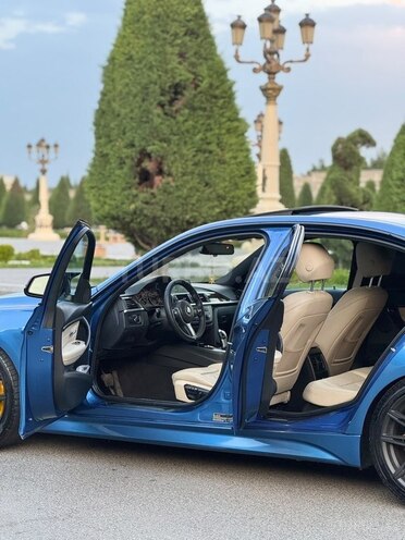 BMW 328 2015, 168,000 km - 2.0 л - Gəncə